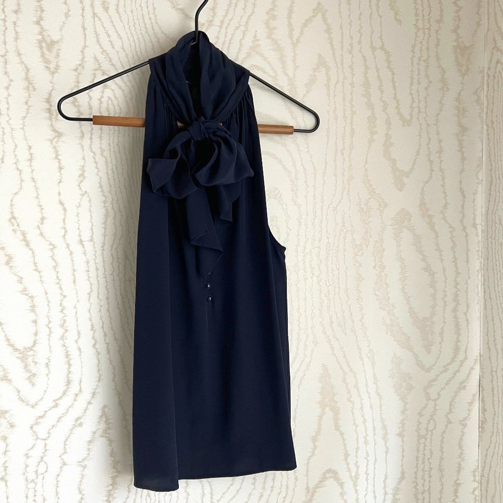 Marc By Marc Jacobs Sleeveless Blue Silk Blouse w Bow Size: Medium